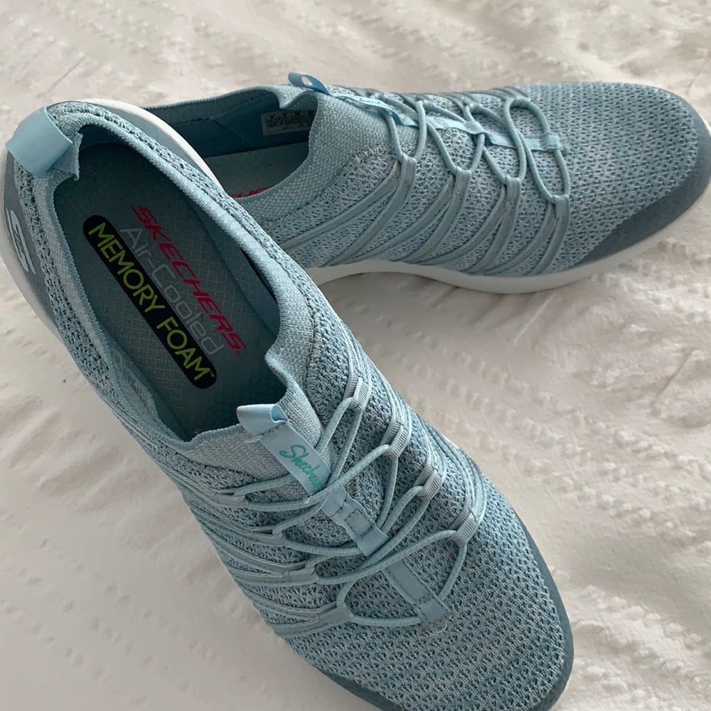 Skechers air-cooled memory foam sneakers